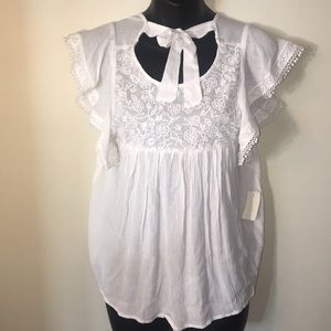 Aeropostale Woman’s White bat Sleeve Blouse Small